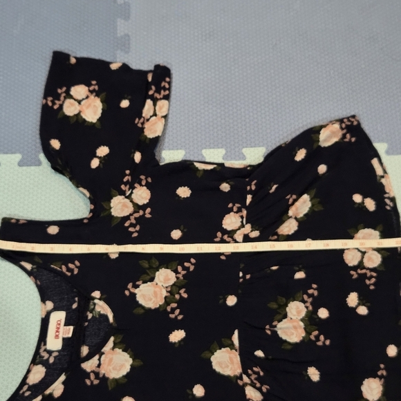 Bongo Junior Floral Cold Shoulder Top - Navy Size M - Picture 5 of 8